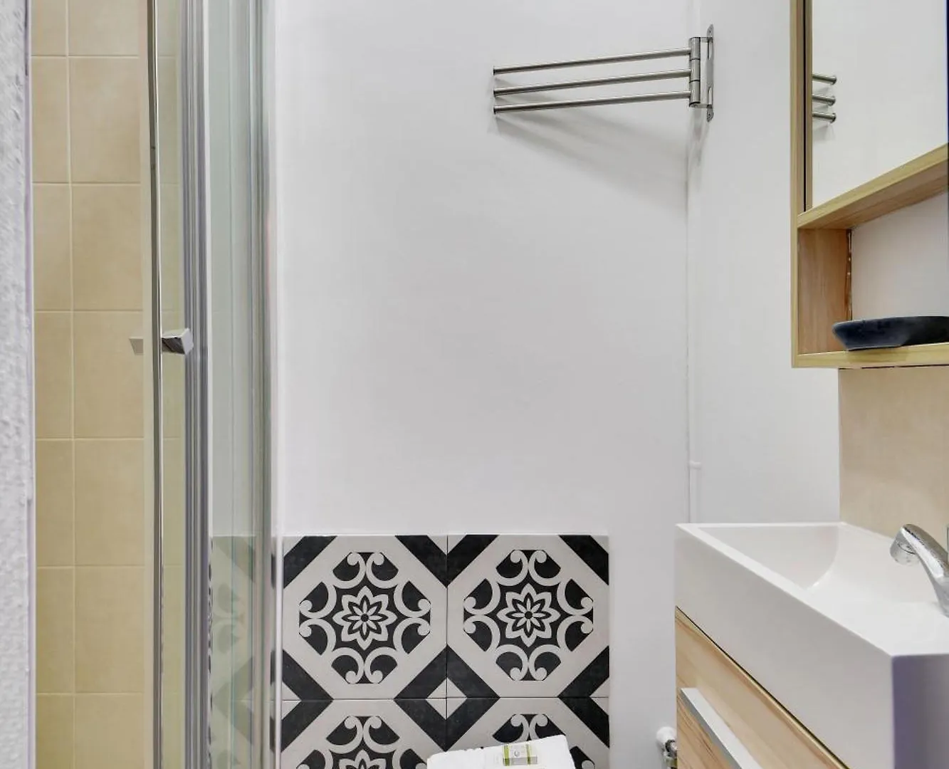 Comfortable Studio Porte-Dauphine Apartment Paris