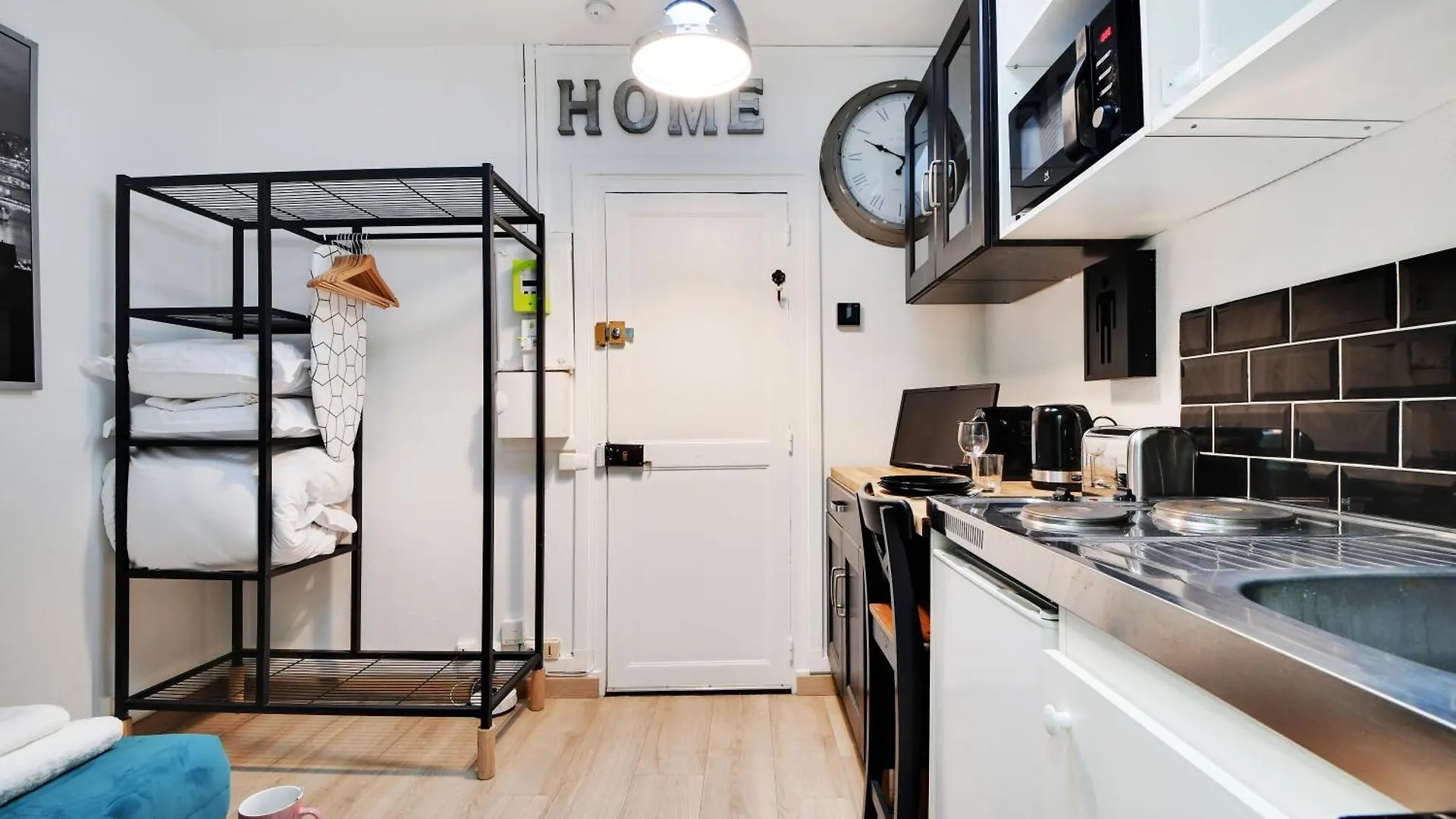 Comfortable Studio Porte-Dauphine Apartment Paris
